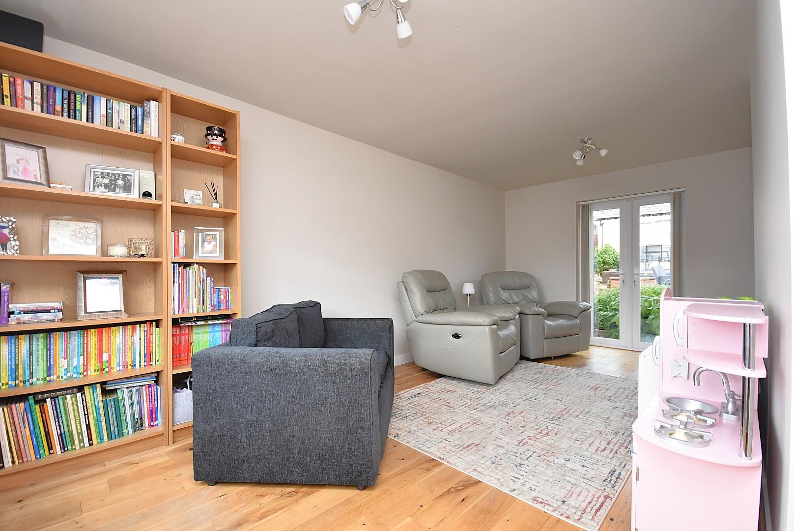 4 Myrtle Close, Penarth, CF64 3NQ